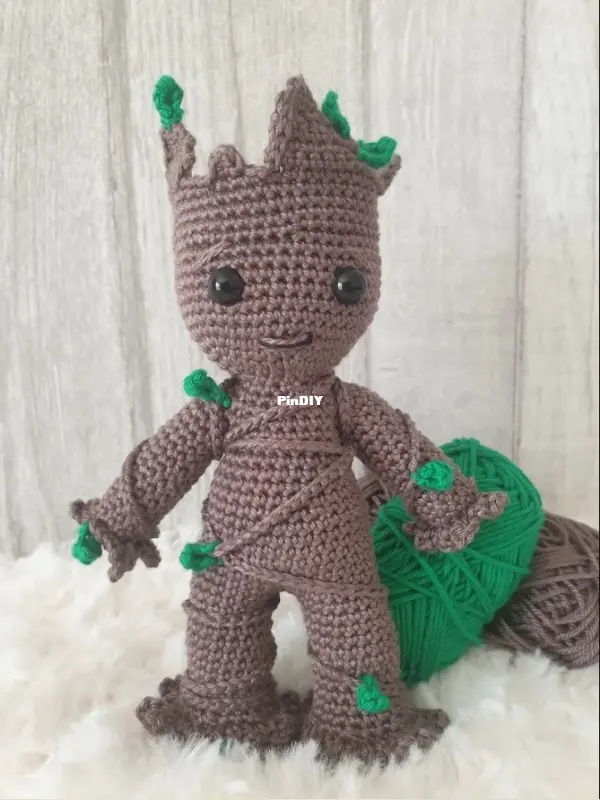 Crochet groot best sale doll pattern free